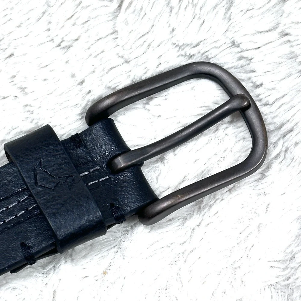Alesbury Elegant Black Genuine Leather Belt  Brushed Metal Buckle 36 / 90. NWOT